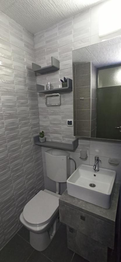Lux Apartment 7, Parking Ni Dış mekan fotoğraf